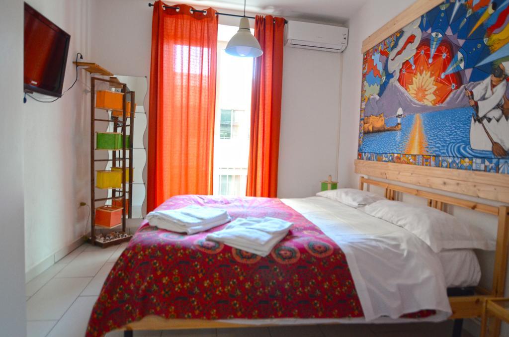 Shine Apartment Неаполь Экстерьер фото